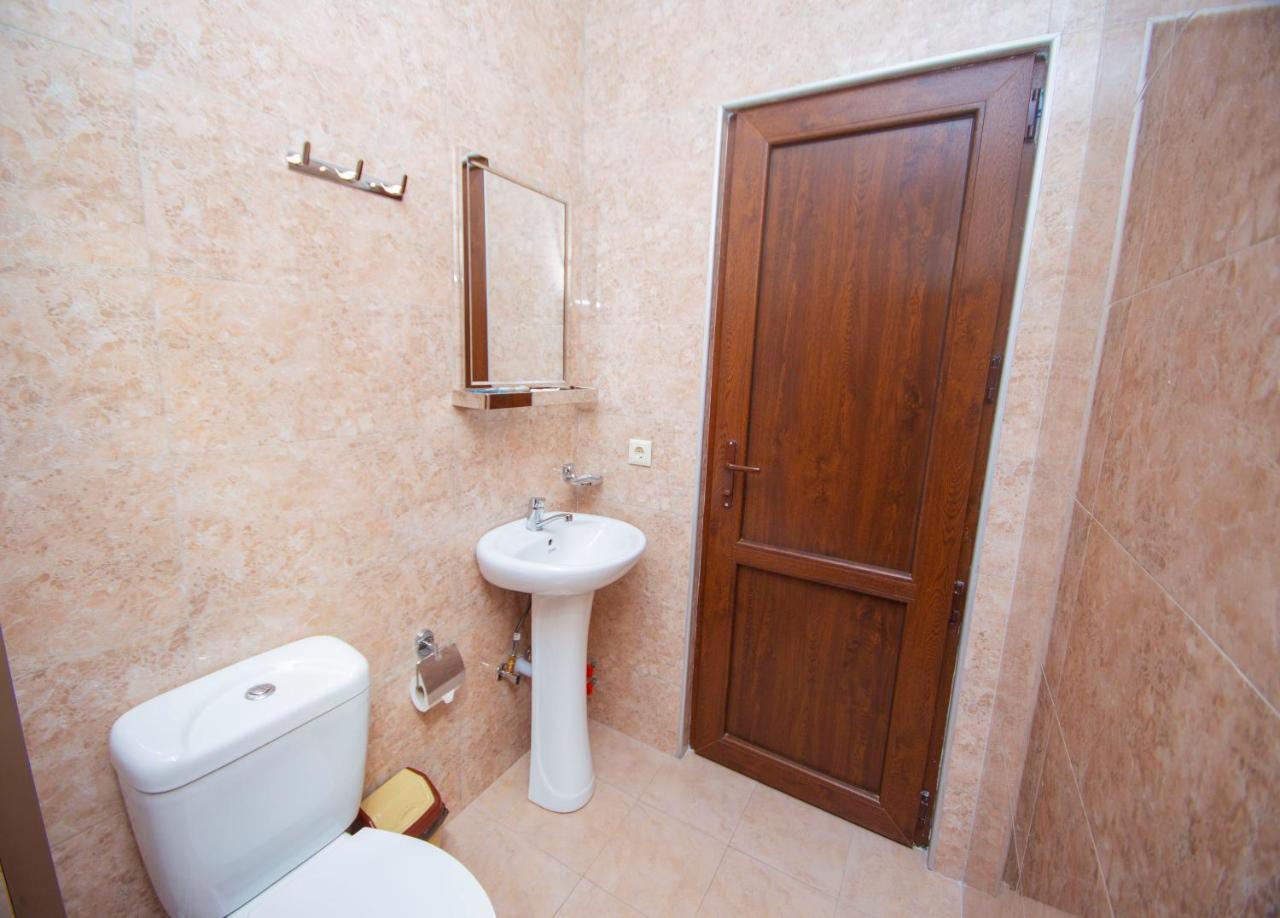 Hotel Elegant 2 Tiflis Exterior foto