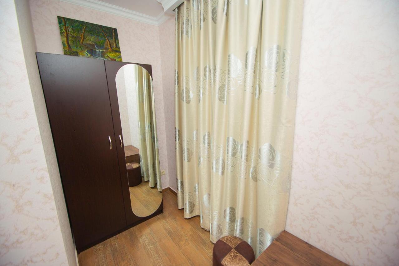 Hotel Elegant 2 Tiflis Exterior foto