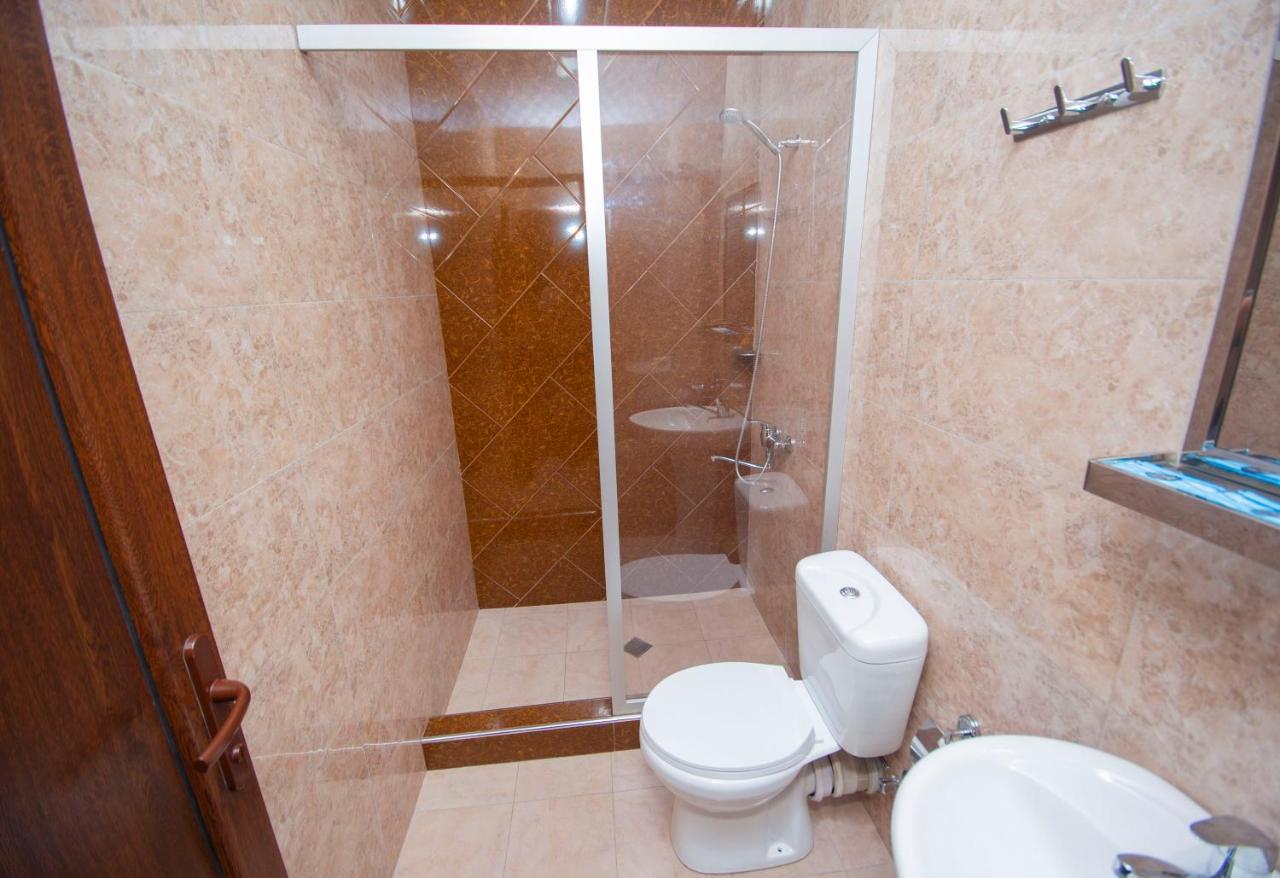 Hotel Elegant 2 Tiflis Exterior foto