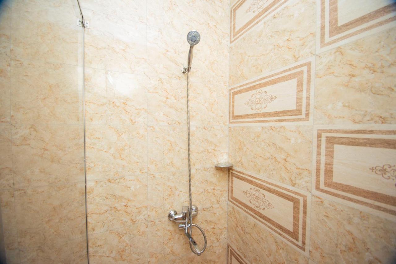 Hotel Elegant 2 Tiflis Exterior foto