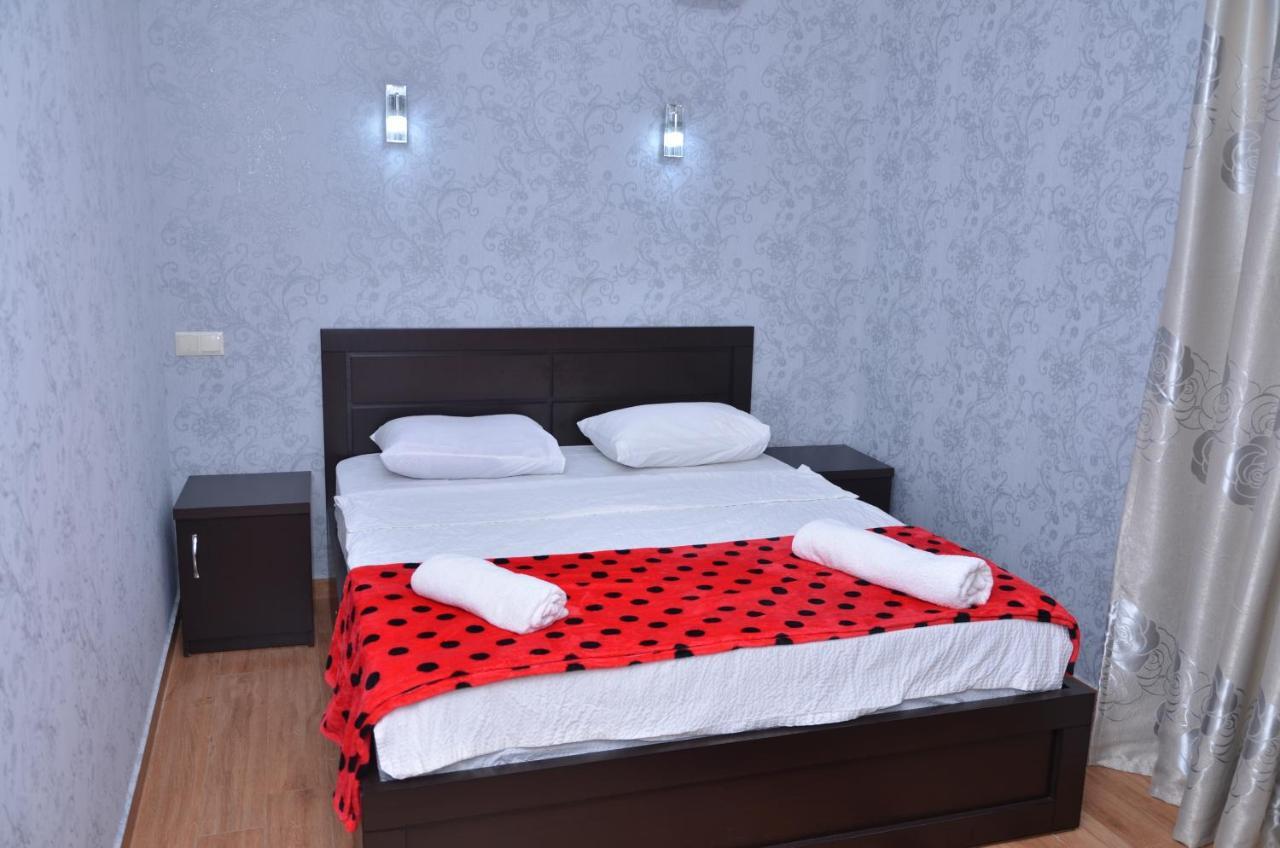 Hotel Elegant 2 Tiflis Exterior foto